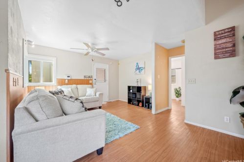 95-661 Lauawa St, Mililani, HI 96789