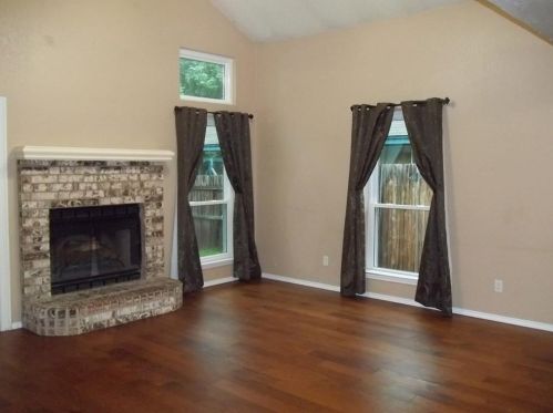 8813 Tyne Trl, Fort Worth, TX 76118-7432