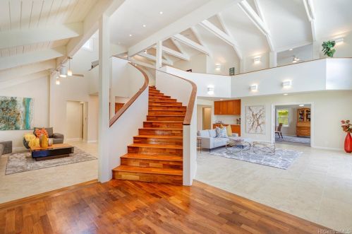 919 Kealaolu Pl, Honolulu HI  96816-5420 exterior