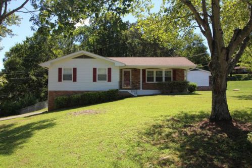 8862 Bay View Dr, Chattanooga, TN 37416-1509