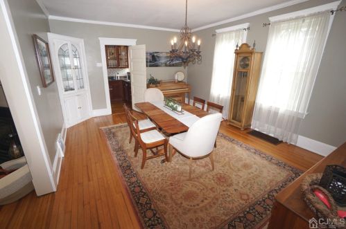 368 Middlesex Ave, Metuchen NJ  08840-1536 exterior