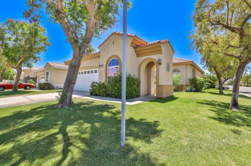 82611 Sky View Ln, Indio, CA 92201-7669