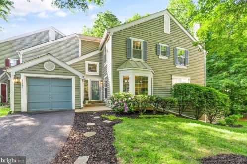 11721 Arbor Glen Way, Herndon, VA 20194-1577