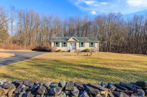 55 Babcock Hill Rd, Exeter CT  06249-1301 exterior