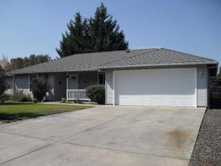 1270 Dixie Ln, Medford, OR 97501-3904