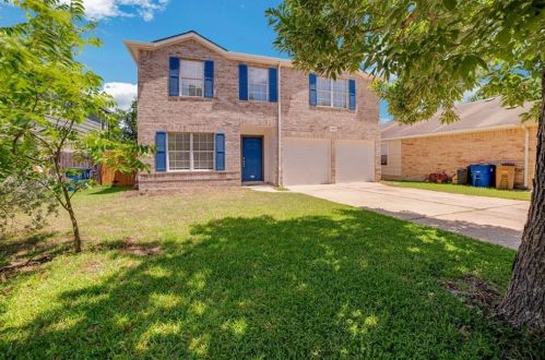 2132 Coats Cir, Austin TX  78748-3412 exterior