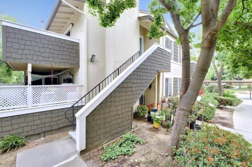1057 Tekman Dr, San Jose, CA 95122-4210