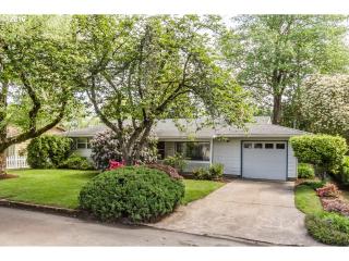 220 Morlan Ave, Damascus, OR 97080