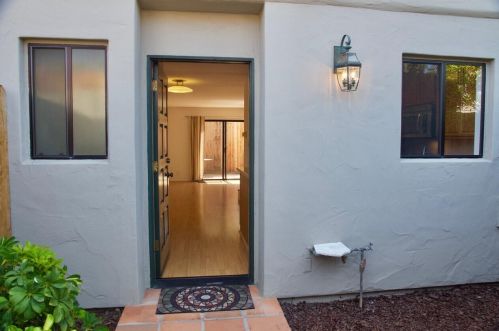 4344 Modoc Rd, Santa Barbara, CA 93110-1839