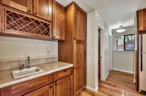 10704 Jeffrey Way, Truckee CA  96161-2520 exterior