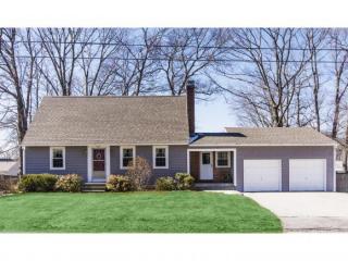 218 Hillhaven Rd, Manchester, NH 03104-2811