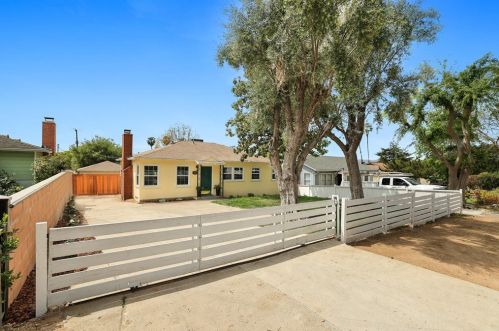434 Palm St, Altadena, CA 91001-4262