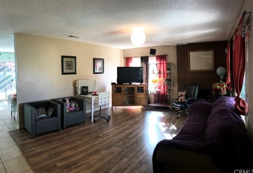 4972 Red Bluff Rd, Riverside, CA 92503-2957