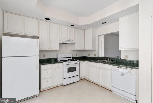 11107 Trinity Ln, Fredericksburg, VA 22407-3712