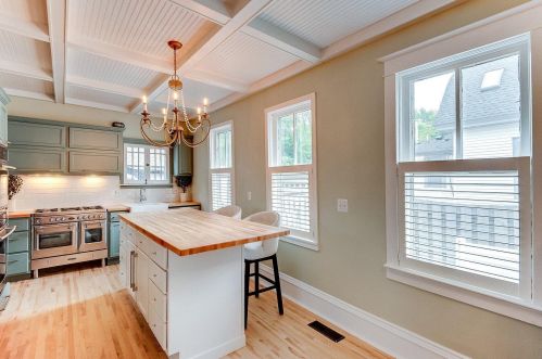 2209 2nd St, Saint Paul MN  55110-3204 exterior