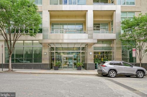 23 23rd St, Philadelphia PA  19103-3040 exterior