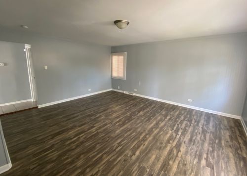 15446 Dorchester Ave, Dolton, IL 60419-3130