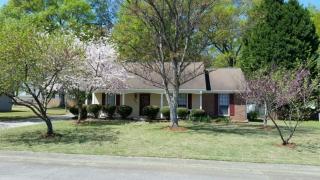 228 Ridgebend Dr, Lithonia, GA 31028-1604