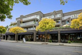 121 Lakeside Ave, Seattle, WA 98122-6599