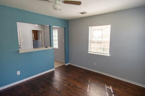 1418 Briarcliff Rd, Dallas, TX 75235-6102