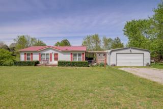 345 Wall Rd, Cunningham, TN 37052-4929