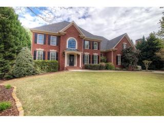 305 Oakhurst Leaf Dr, Alpharetta, GA 30004-0842