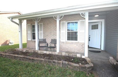 805 Willow Creek Dr, Morgans Point TX  77571-2597 exterior
