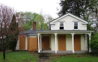 239 Mentor Ave, Concord Township OH  44077-3105 exterior
