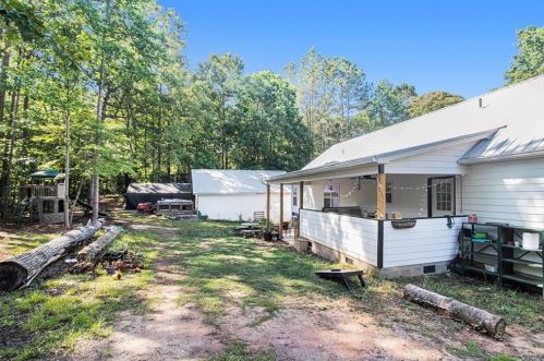 409 Tussahaw Point Dr, Jackson, GA 30233-3747