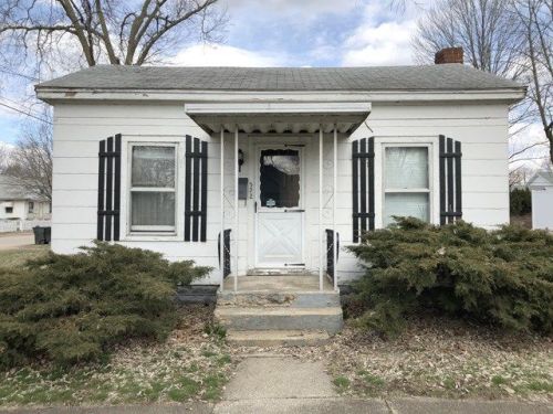 522 Carroll St, Saratoga Center, IL 61537-1462