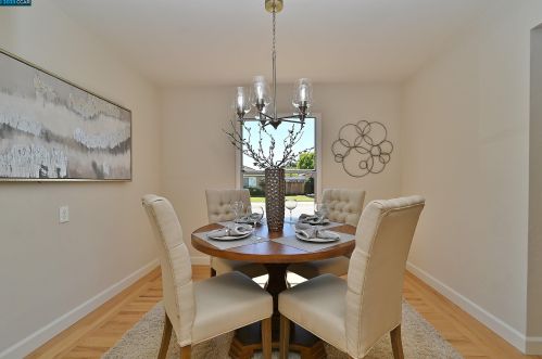 940 Evergreen Ave, San Leandro, CA 94577-5220