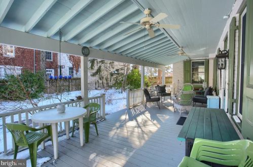 109 High St, Carlisle PA 17013-2990 exterior