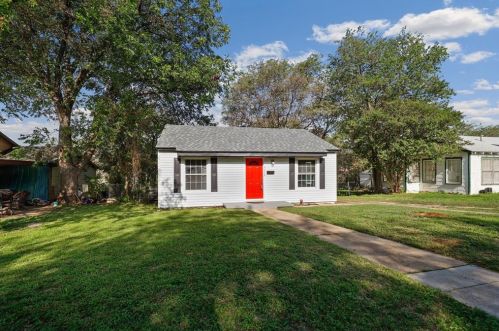 4208 Fairfax St, Fort Worth TX  76116-7822 exterior