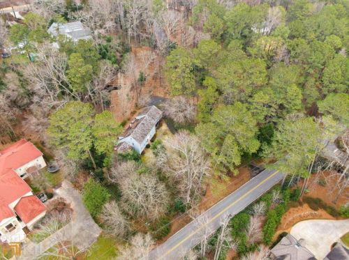 999 Crest Valley Dr, Atlanta GA  30327-4528 exterior
