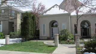 452 Monroe St, Denver CO  80206-4447 exterior