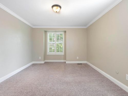 7462 Monaco St, Englewood CO  80112-1302 exterior