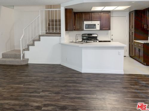 3934 Cochran St, Simi Valley, CA 93063-2374
