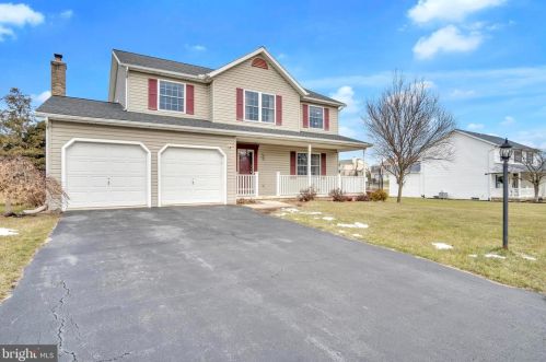 417 Rabuck Dr, Harrisburg, PA 17112-3169