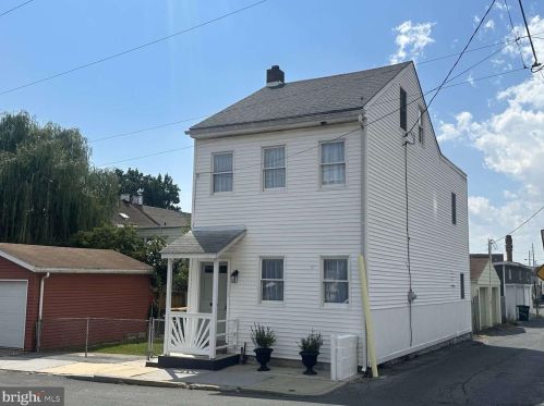 645 6th St, Lebanon, PA 17042-6826