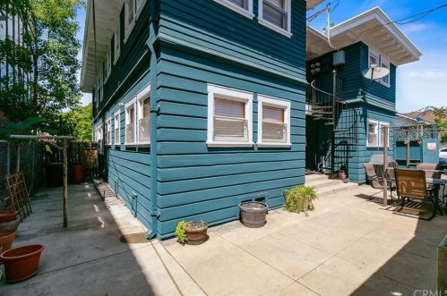 244 Kenwood St, Glendale CA  91206-4209 exterior