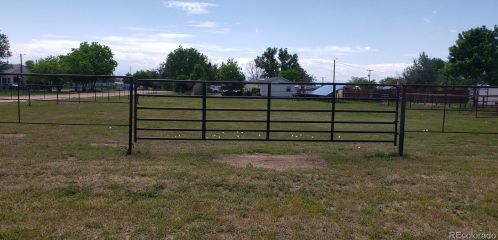 7937 Richard Ave, Wattenburg CO  80621-4133 exterior