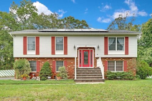 41 Hickory Hill Rd, Jackson Twp, NJ 08527-1747