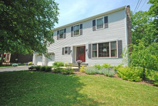 77 Garden Ave, Chatham Township, NJ 07928-2260