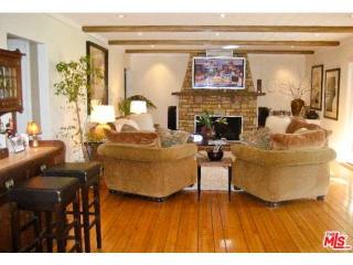13108 Nimrod Pl, Los Angeles CA  90049-3633 exterior