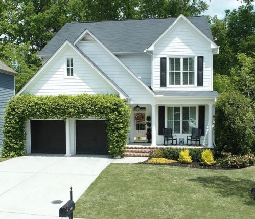 2181 Collins Ridge Dr, Atlanta GA  30318-1243 exterior