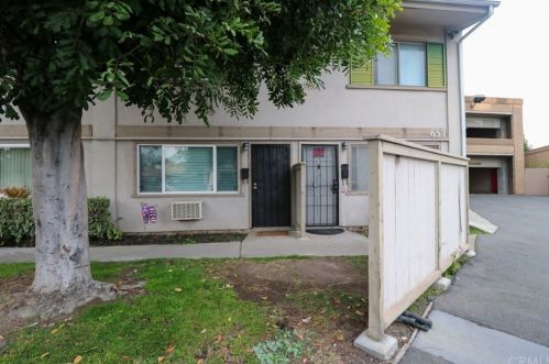657 6th St, Tustin, CA 92780-8534