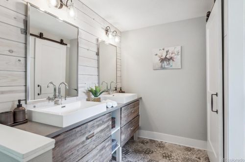 8523 Jamison Ave, Englewood CO  80112-2702 exterior