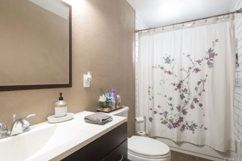 1782 Tiara St, Anaheim CA  92802-2414 exterior