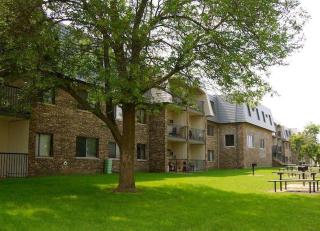 8516 63rd Ave, Minneapolis MN  55428-2069 exterior
