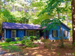 103 Aberdeen Ct, Carrboro, NC 27510-1217